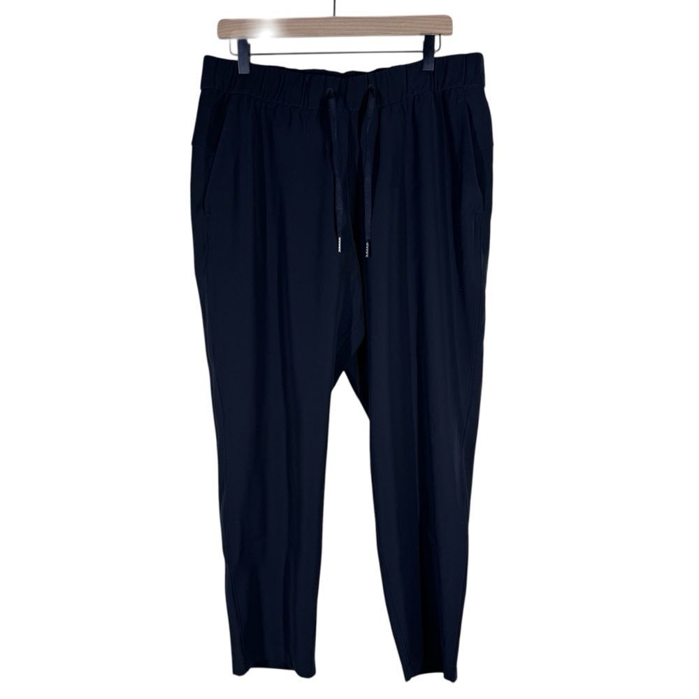 Lululemon On The Fly Pants Black Woven 27” Activewear Athleisure Women’s 12